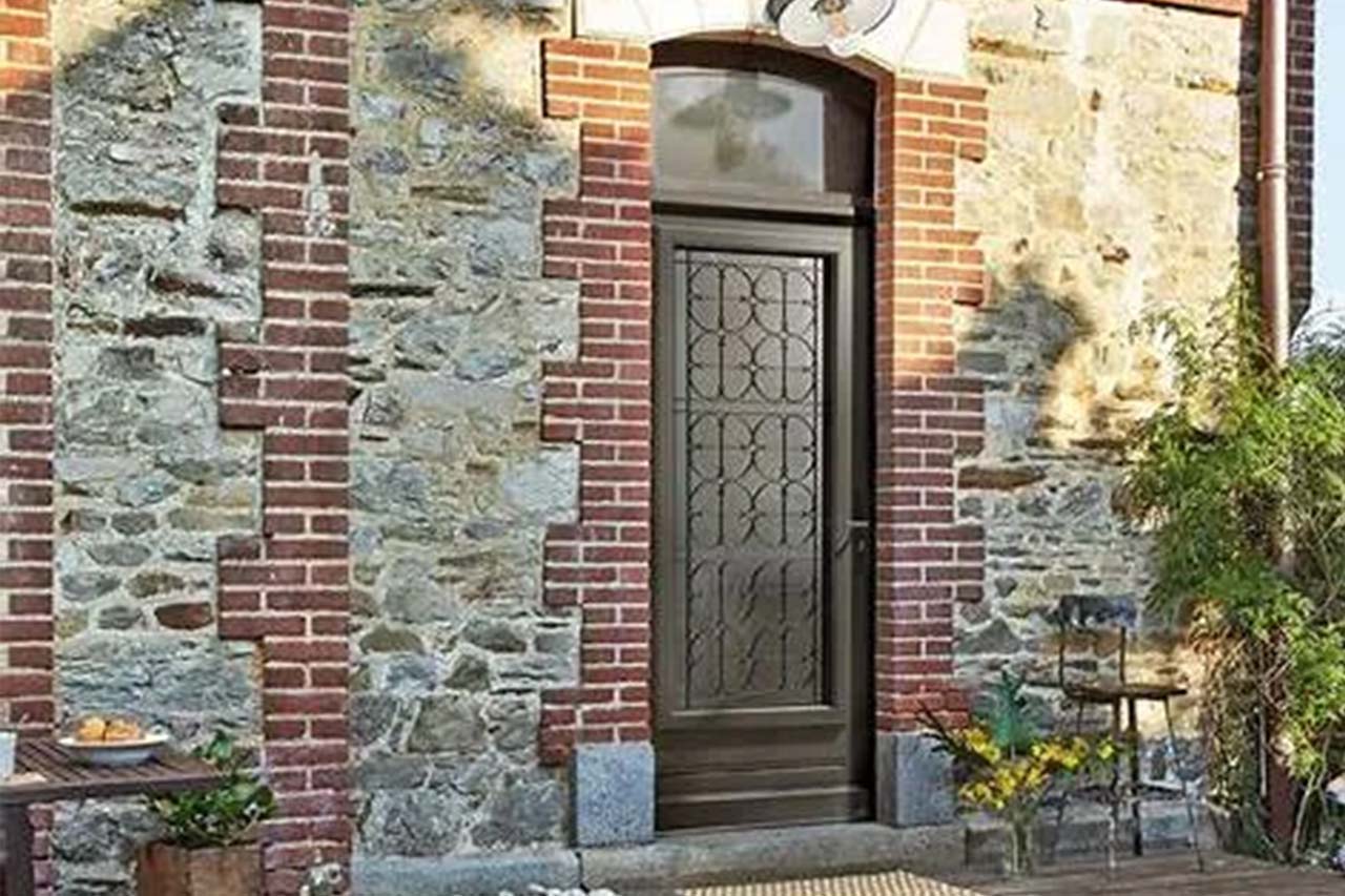 Porte entrée bois